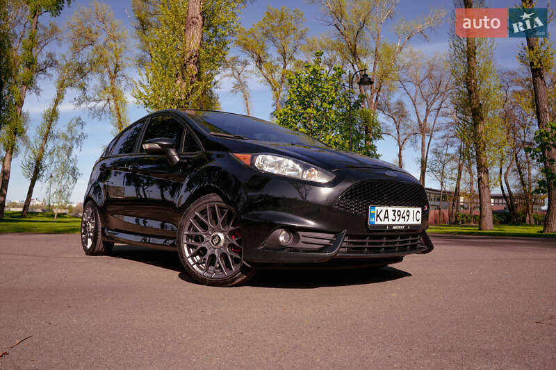 2015 ford fiesta