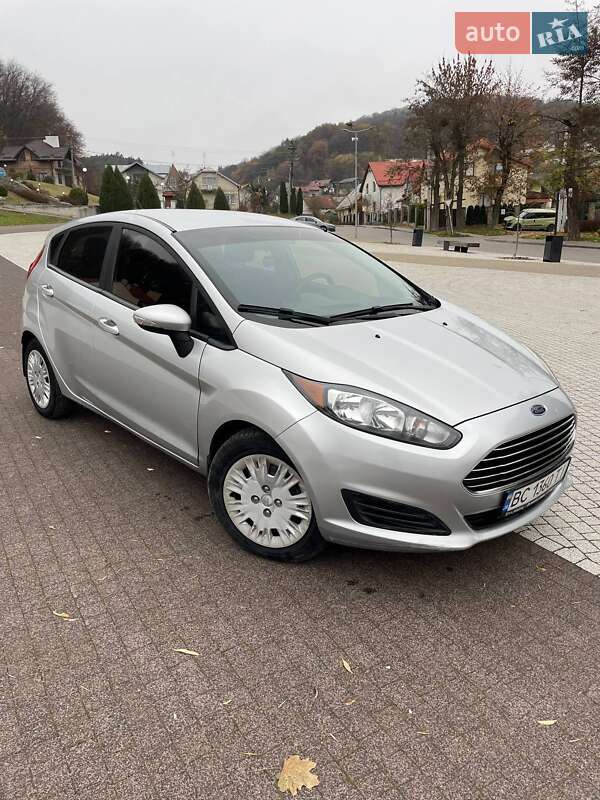 2015 ford fiesta