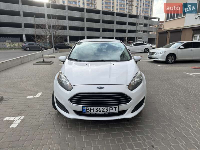 2016 ford fiesta