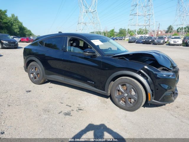 2022 ford mustang mach-e