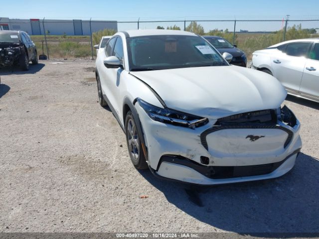 2022 FORD Mustang Mach-E