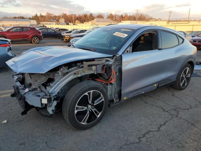 2022 ford mustang ma