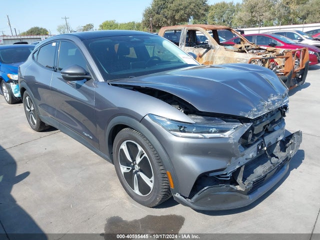 2020 ford mustang mach-e