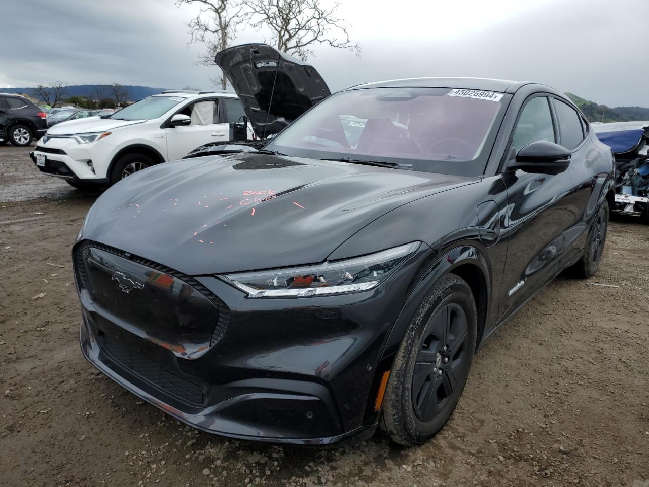 2022 ford mustang mach-e