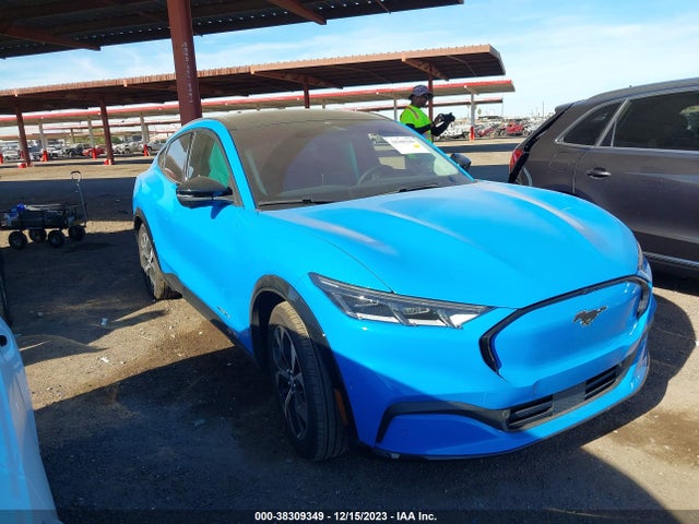 2023 ford mustang mach-e