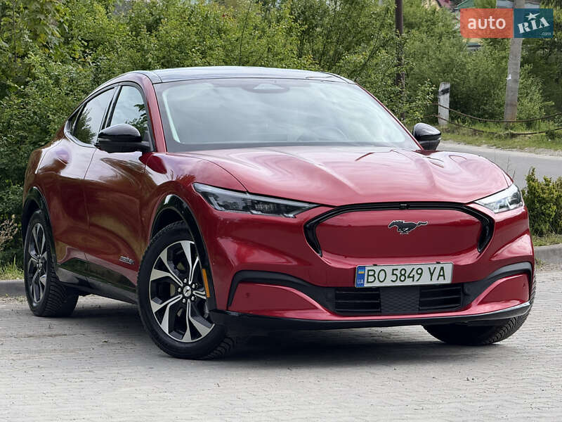 2021 FORD Mustang Mach-E