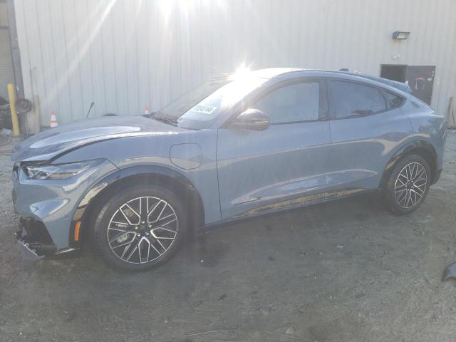 2024 FORD Mustang Mach-E