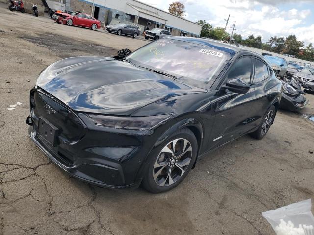 2022 ford mustang mach-e
