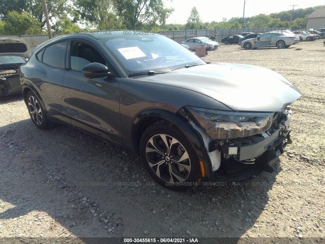 2021 ford mustang mach-e