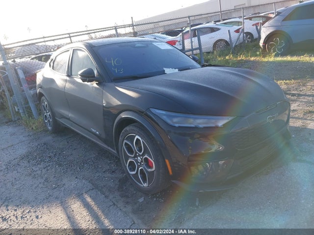 2023 ford mustang mach-e