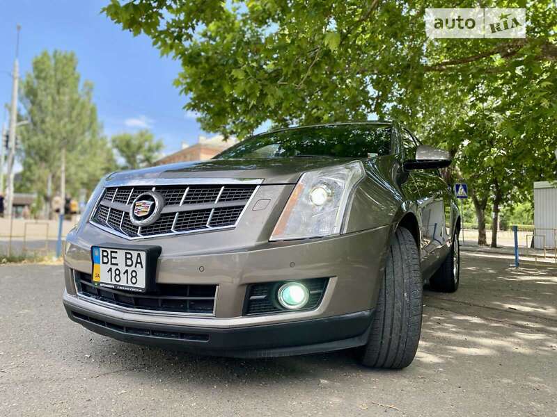 2010 cadillac srx