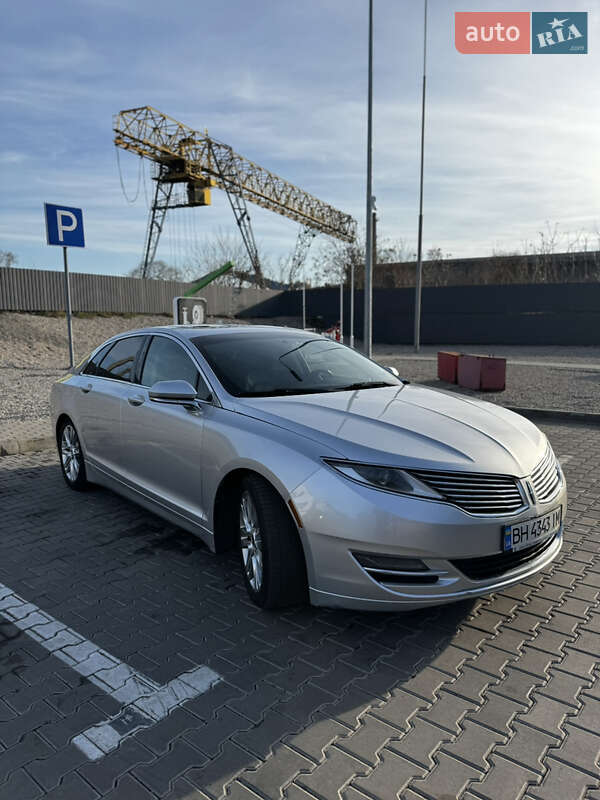 2014 lincoln mkz