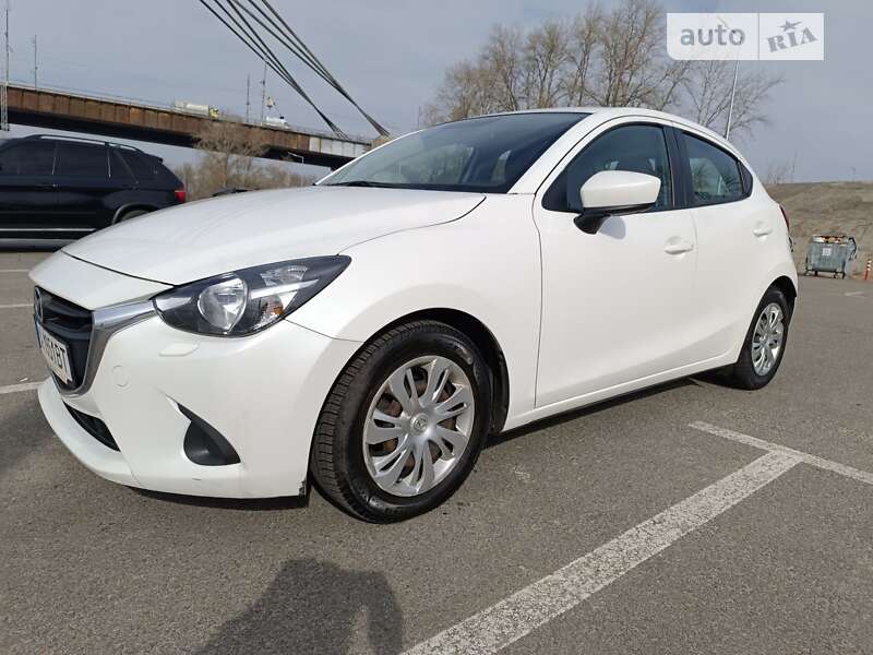 2015 mazda 2