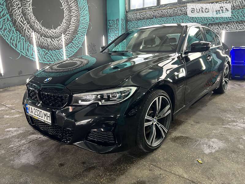 2021 bmw 330e