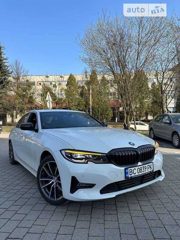 2020 bmw 330i