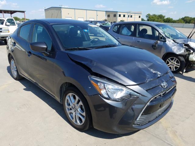 2018 toyota yaris ia