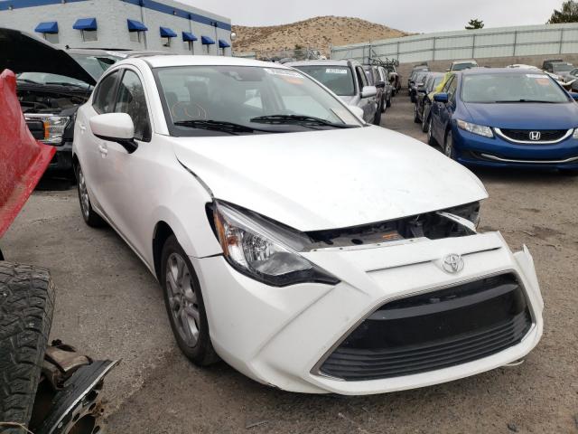 2017 toyota yaris ia