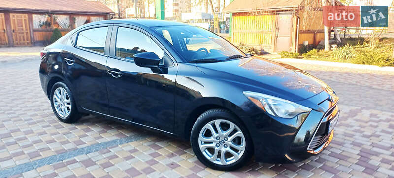 2018 toyota yaris