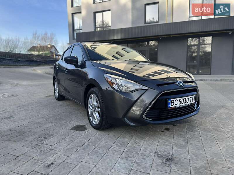 2018 toyota yaris