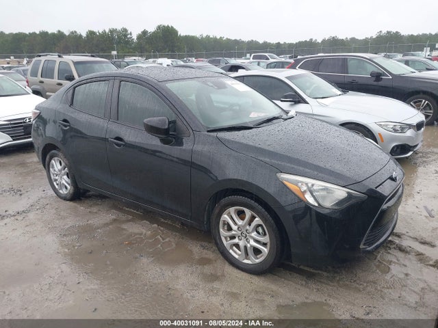 2018 toyota yaris ia