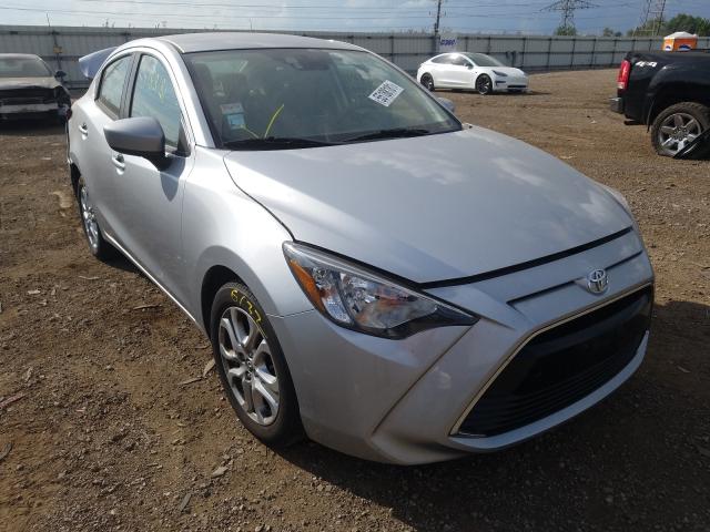 2018 toyota yaris ia