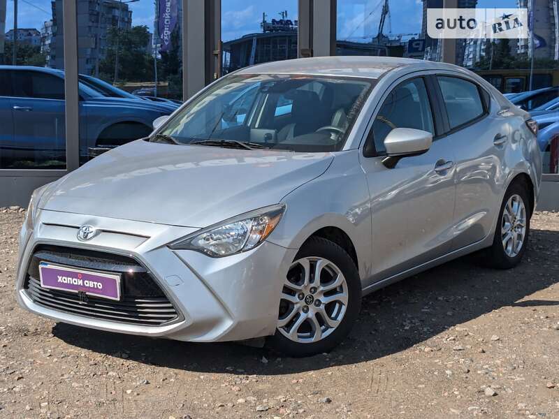 2018 toyota yaris