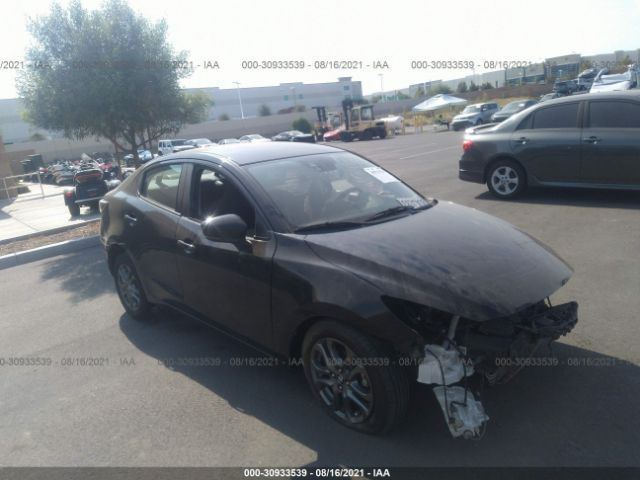 2019 toyota yaris