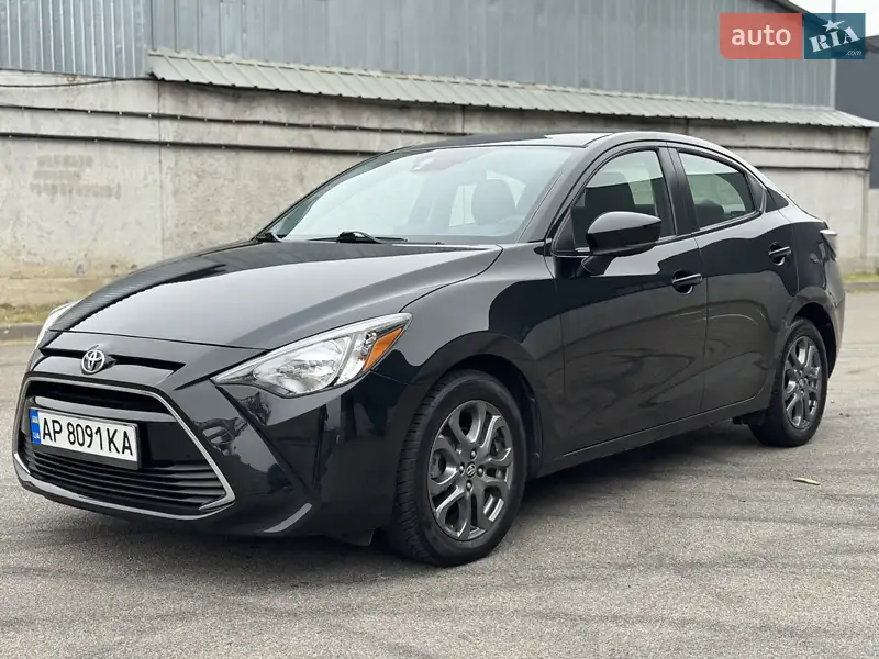 2018 toyota yaris