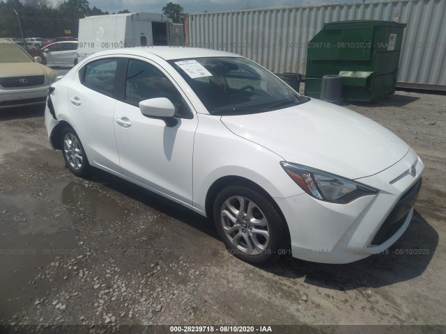 2016 toyota yaris ia