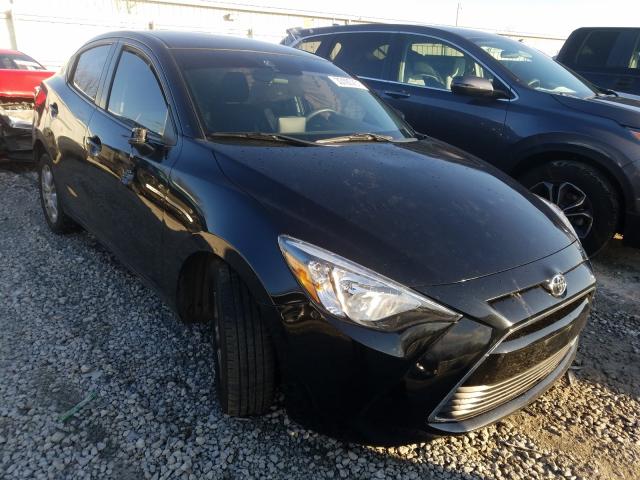 2017 toyota yaris ia