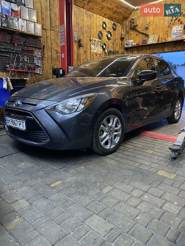 2016 scion ia