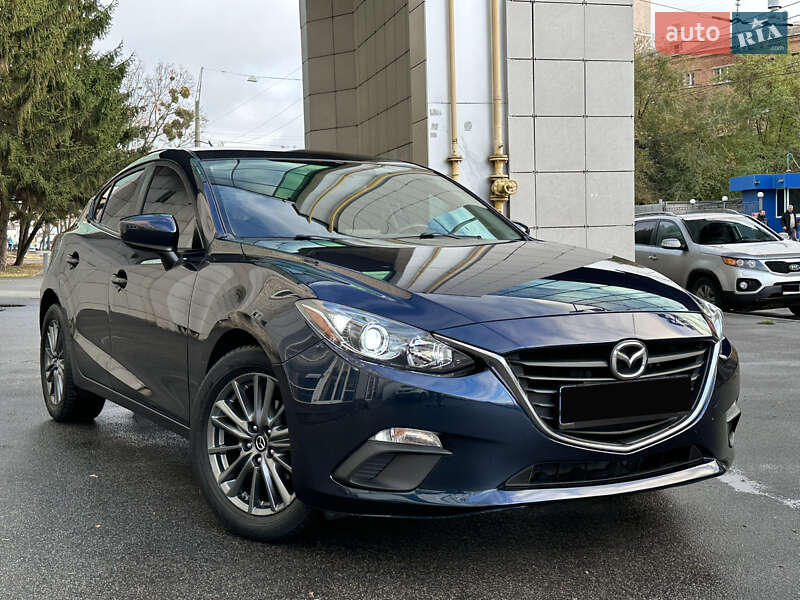 2016 MAZDA Mazda3
