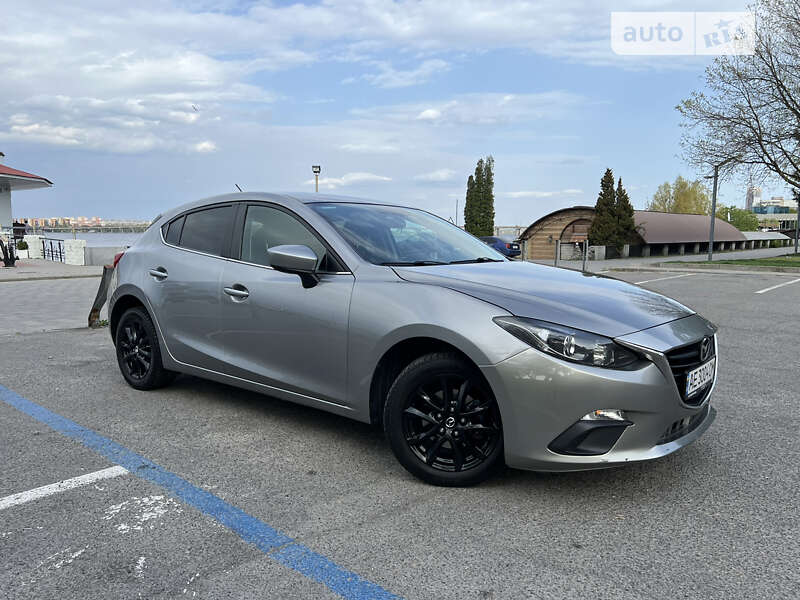 2016 mazda 3