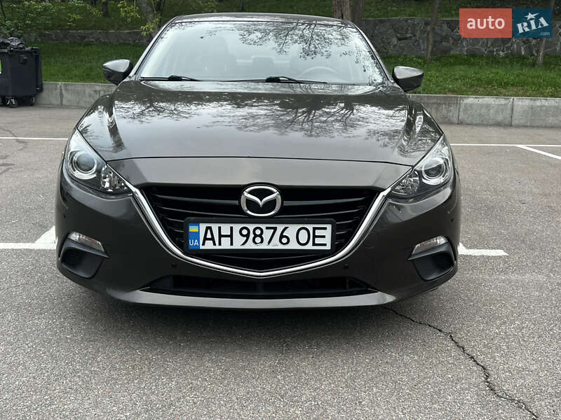 2014 MAZDA Mazda3