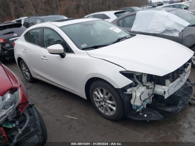 2016 MAZDA Mazda3
