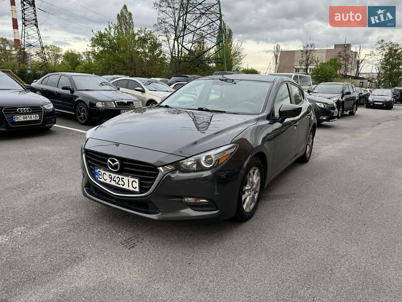2017 MAZDA Mazda3