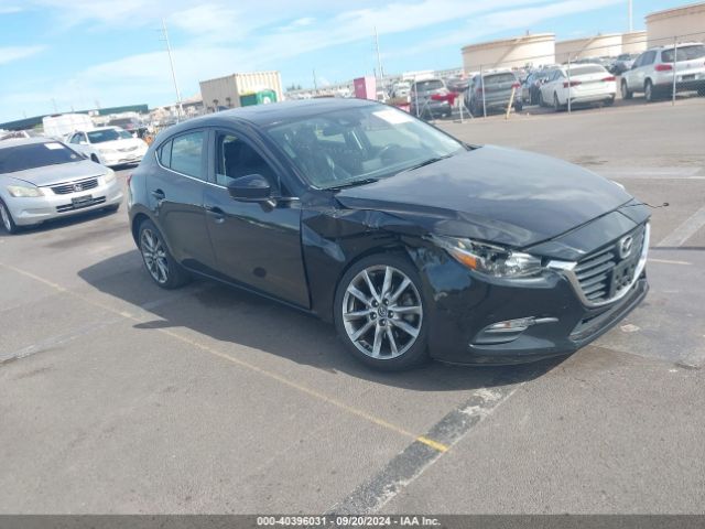2018 MAZDA Mazda3