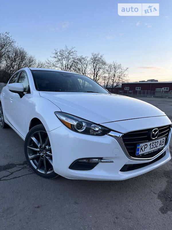 2018 mazda 3