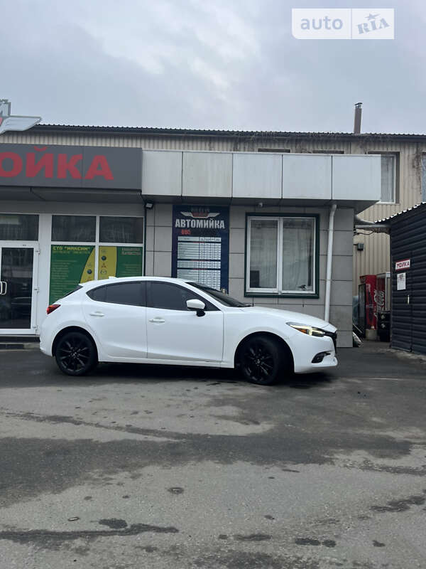 2017 mazda 3