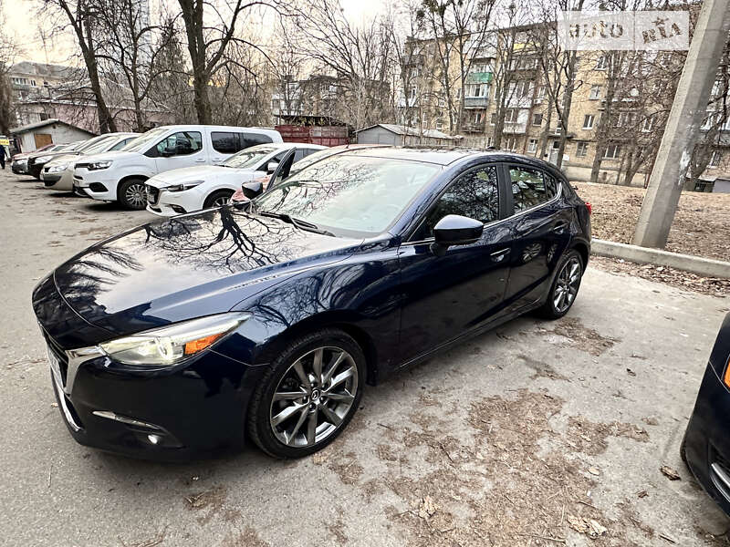 2018 mazda 3