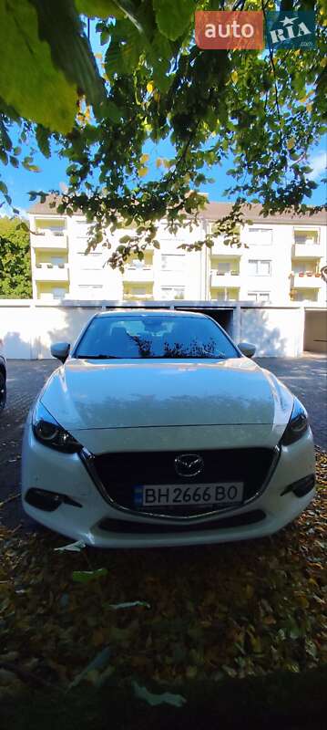 2018 mazda 3