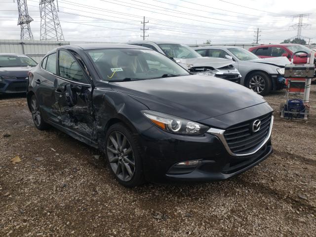2018 MAZDA Mazda3