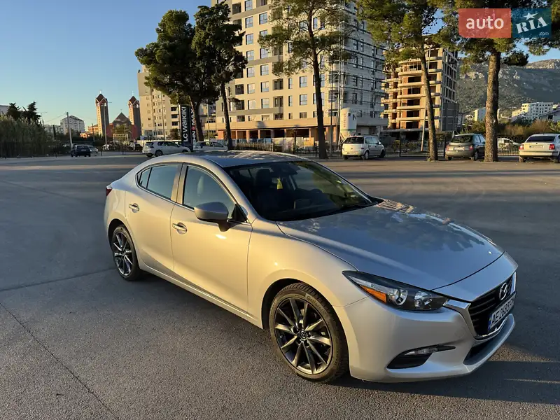 2018 mazda 3