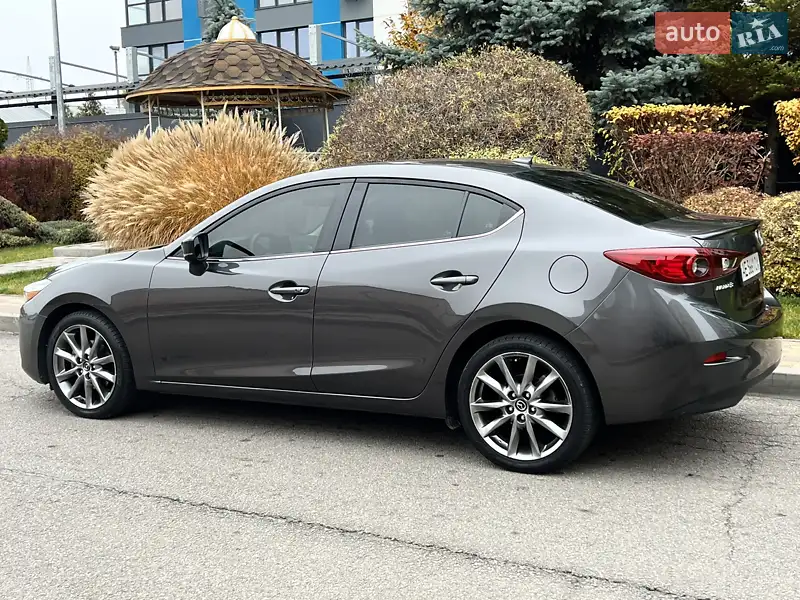 2018 mazda 3