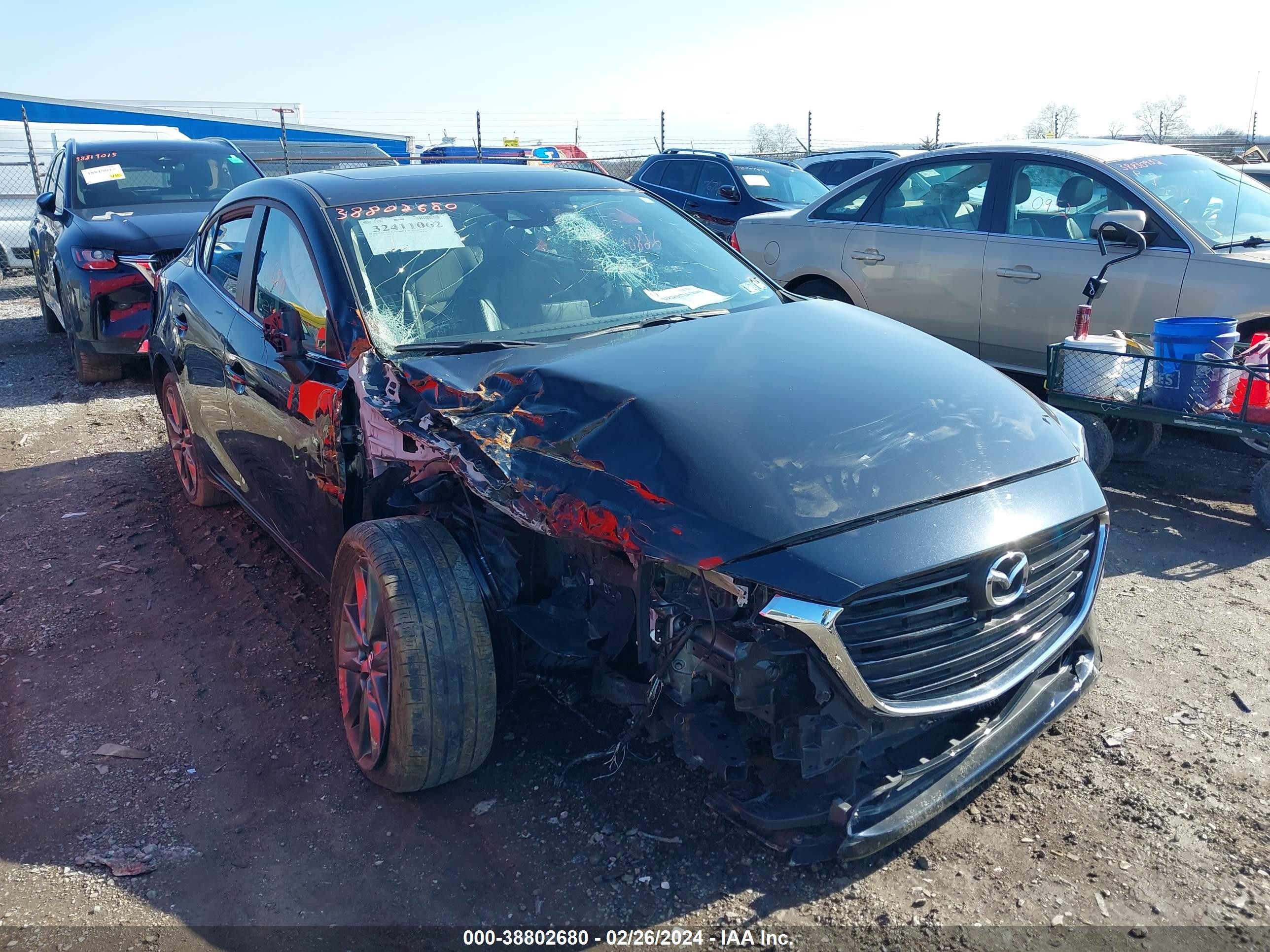 2018 MAZDA Mazda3