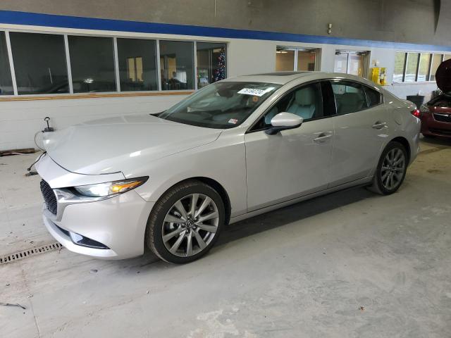 2022 mazda 3 premium