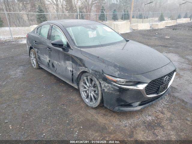 2022 MAZDA Mazda3