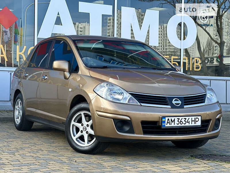 2007 nissan tiida
