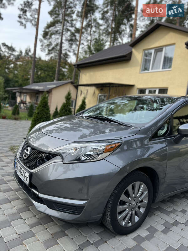 2017 nissan versa note