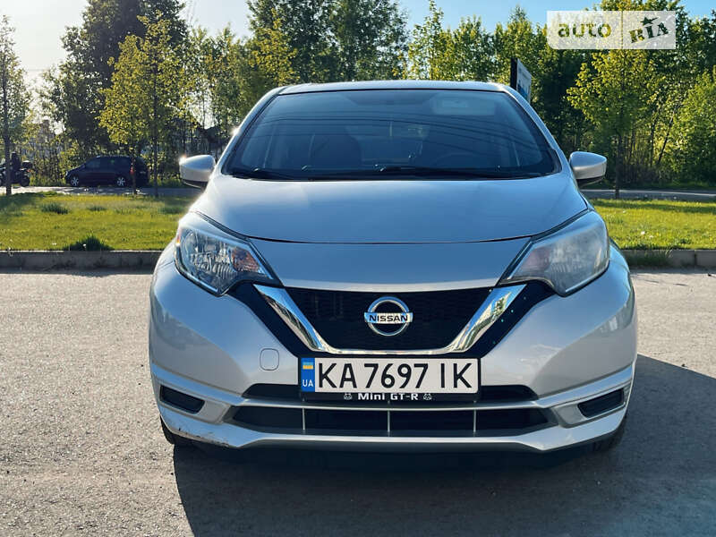 2018 nissan versa